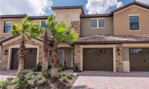 Cozy 3 Bdrm Townhouse with Patio in Champions Gate